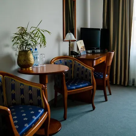 Hotel Nowy Dwór W Zaczerniu-3