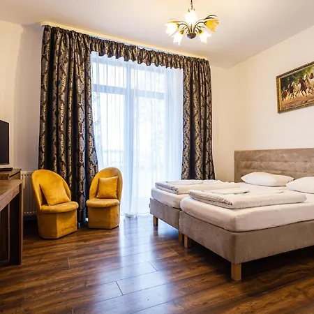 Gold Rooms-2
