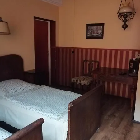 Zajazd pod Różą-2