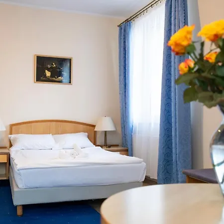 Hotelik Kopernik-2