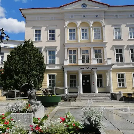 Dom Zdrojowy W Jedlinie Zdroju-2