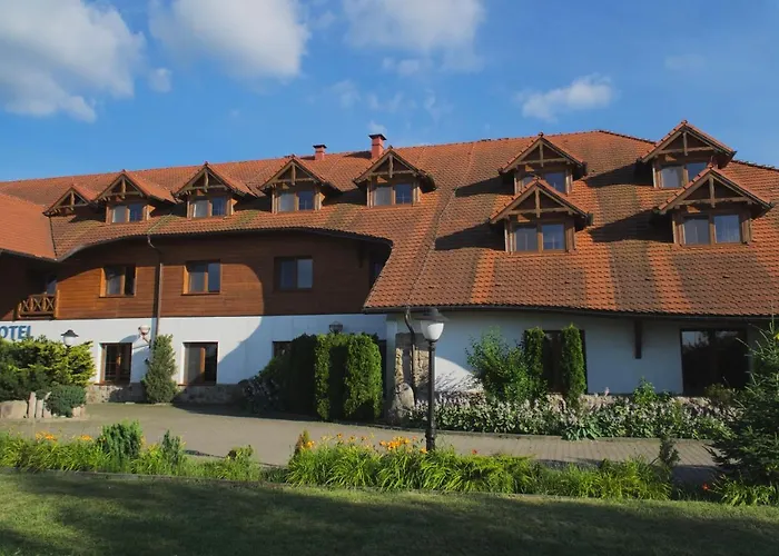 Hotel Cicha Woda Nieporęt