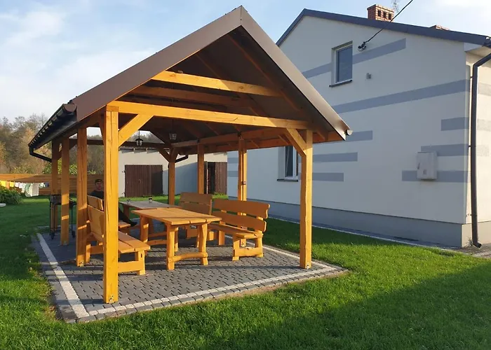 Pokoje Blisko Suntago