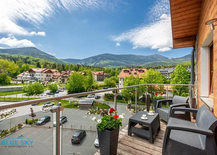 Apartamenty BlueSky - Ogrodnicza 7 i 9 - z widokiem na góry, w zielonej okolicy, blisko centrum i atrakcji Karpacza