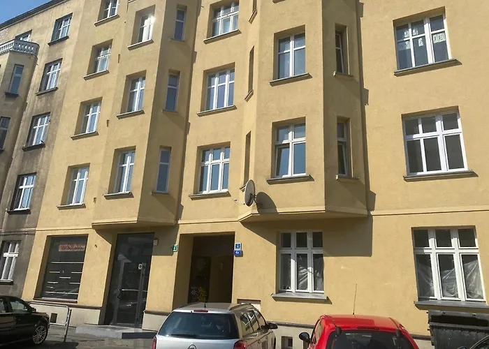 Centrum Dworzec PKP Self Check-in 24h