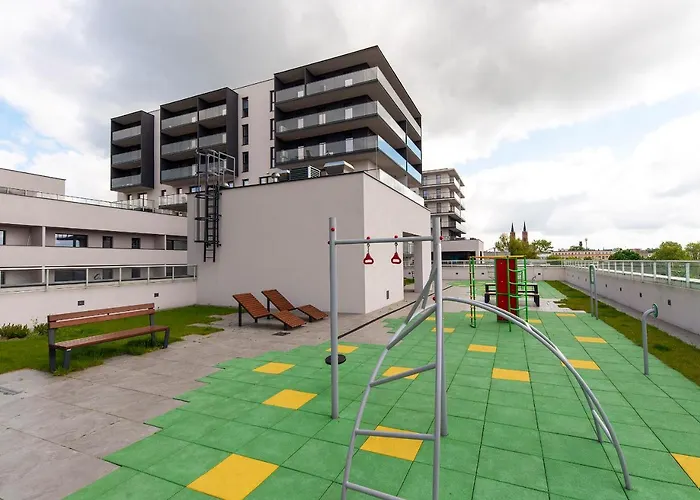 Lodz4rent - Premium Apartments 9,8 - MANUFAKTURA - Garaż - Wakacje 2025