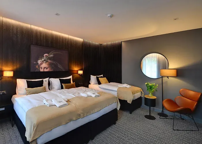 Restauracja RETRO&OAK ROOMS