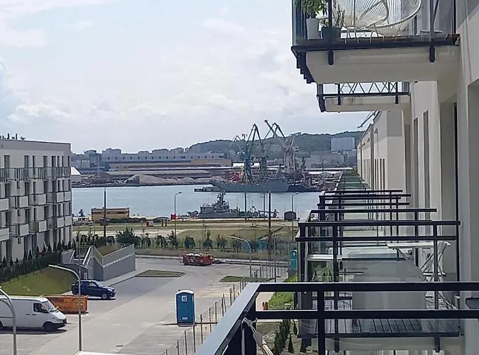 Nadmorskie Tarasy Z Widokiem Na Morze