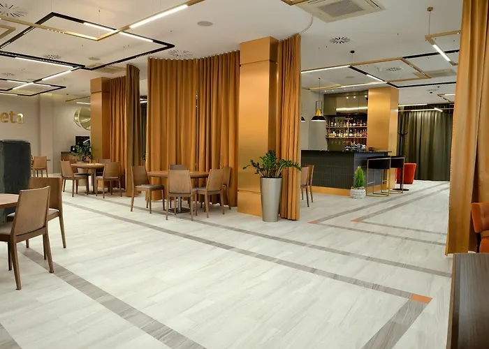 QUEST HOTEL - Dawniej Planeta