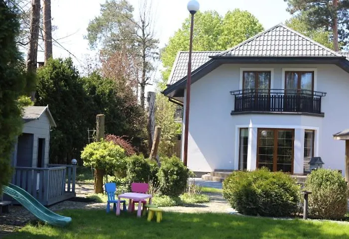Hotel POD RÓŻAMI Jedlnia-Letnisko, Polska