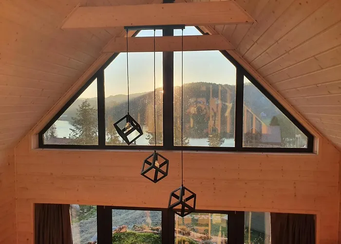 Ostrzycki Las domki nad jeziorem -balia-sauna-prywatny pomost Pierszczewo, Polska