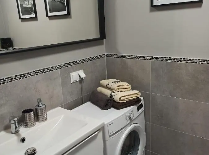 Md Apartament Lewandowskiego Szczecin, Polska