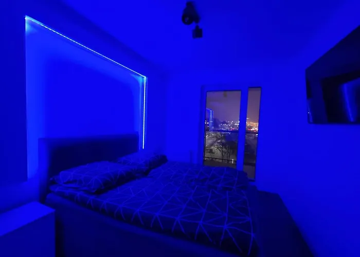 DeLux Nowoczesny Apartament z osobną sypialnią - Klimatyzacja - Parking w cenie - Taras z pięknym widokiem Kielce, Polska
