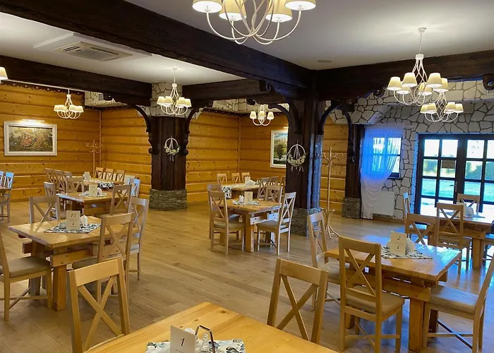 Hotel Tadeusz Uszew, Polska