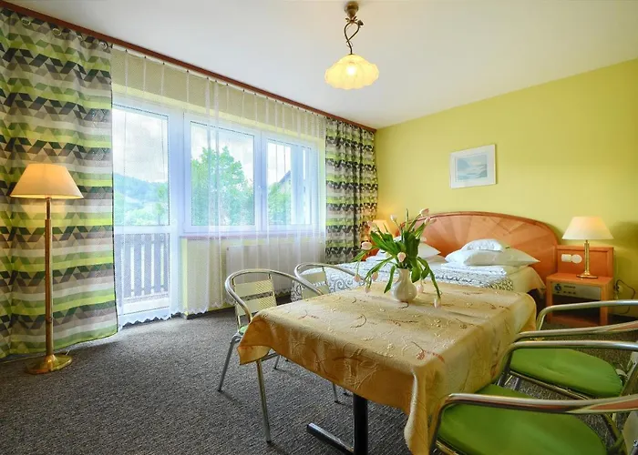 Willa Cyprys - pokoje i apartamenty z aneksami - Centrum Wisła, Polska