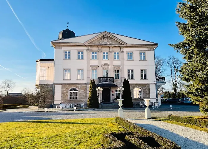 Palac Brunow - Wellness & Spa Lwówek Śląski, Polen