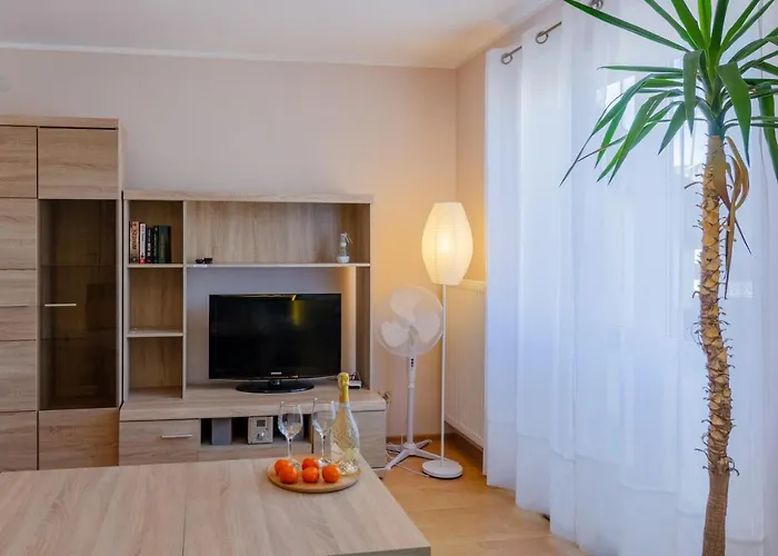 Holiday Home Neptun 12 dwupoziomowy, 2 łazienki, 2 sypialnie, balkon