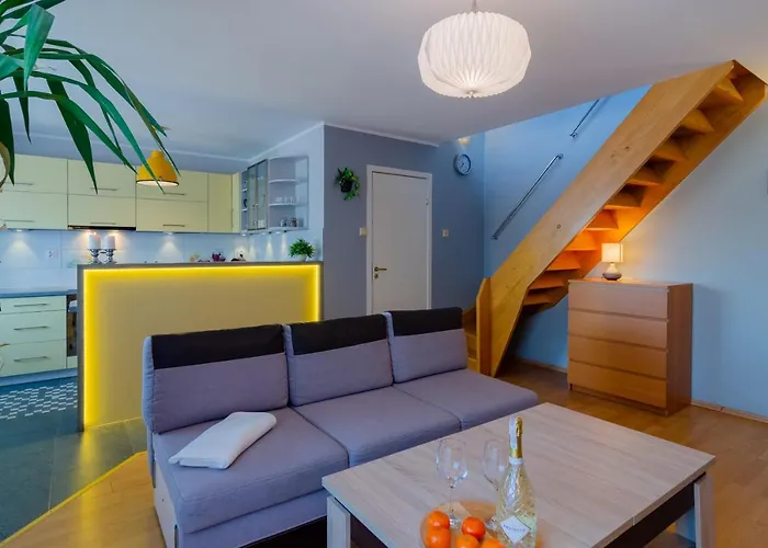 Holiday Home Neptun 12 dwupoziomowy, 2 łazienki, 2 sypialnie, balkon