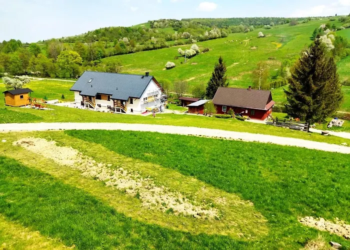 Pokoje Goscinne U Olguni Chyrowa, Polska