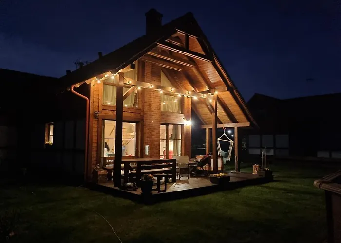 Domek z basenem nad jeziorem Gwiazdy, Ostoja Bukowo, Kaszuby