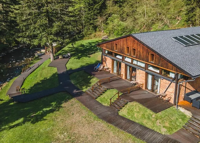 Novosiele Lifestyle Apartments - nad górską rzeką - Strefa relaksu sauna jacuzzi - Bieszczady