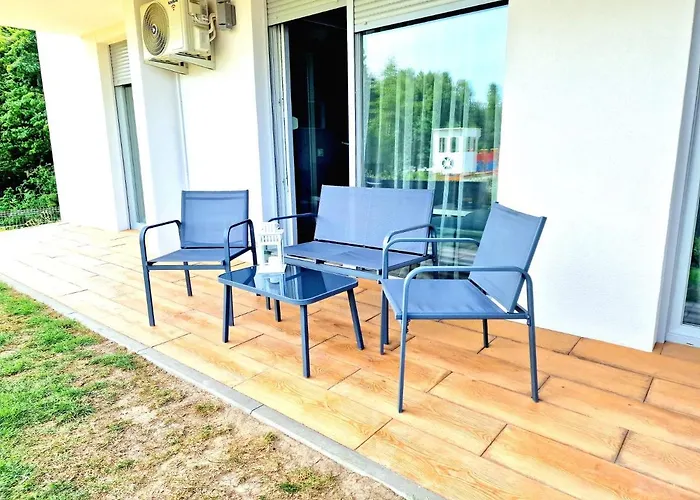 Apartament z basenem i ogródkiem Baltic Sun A17