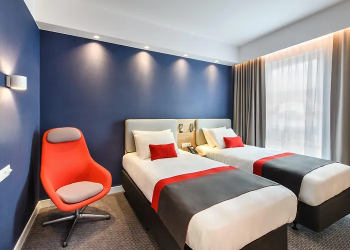 Holiday Inn Express - Rzeszow Airport By Ihg Ясьонка, Польща