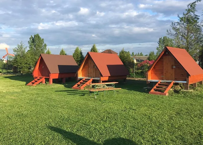 SZAŁASY drewniane nad rzeką BIEBRZA