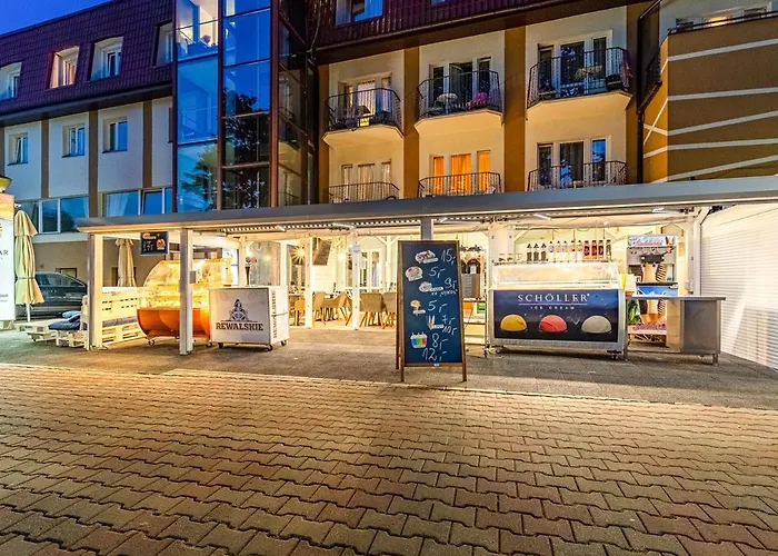 Hotel Jantar Rewal, Polen