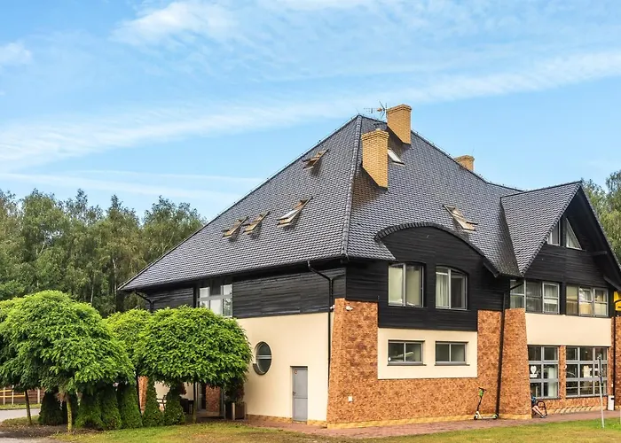 Pokoje i apartamenty ,,Leśne
