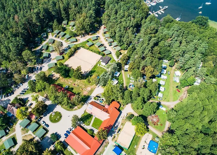 Klub Mila Kamien Hotel, Poland