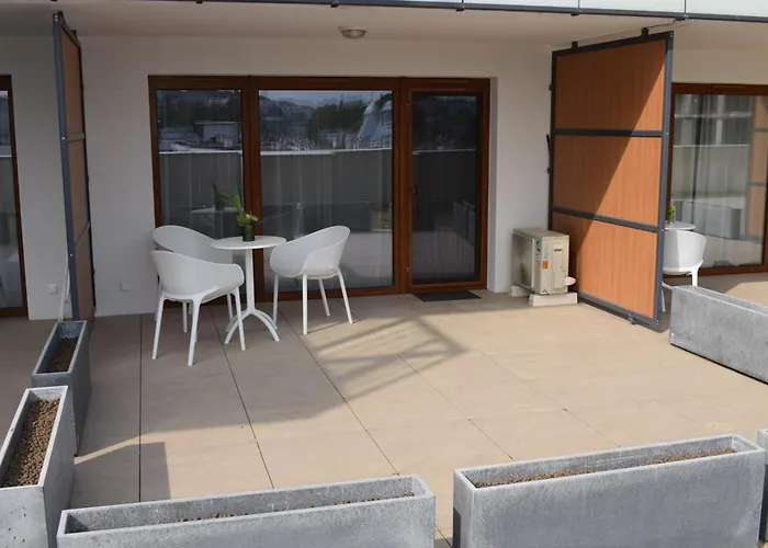 Aquamarina Prima Holiday Studios By The Beach By Noclegi Renters