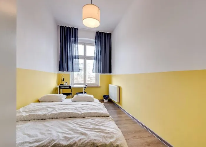 Hostel Kattowitz, Polska