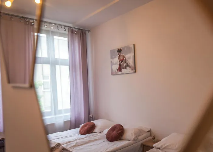 Willa Zator Oświęcim, Polonia