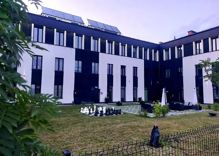 Vanta Business Center