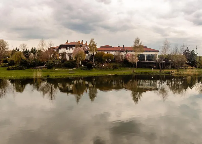 Dwór Bogucin Hotel&Restauracja