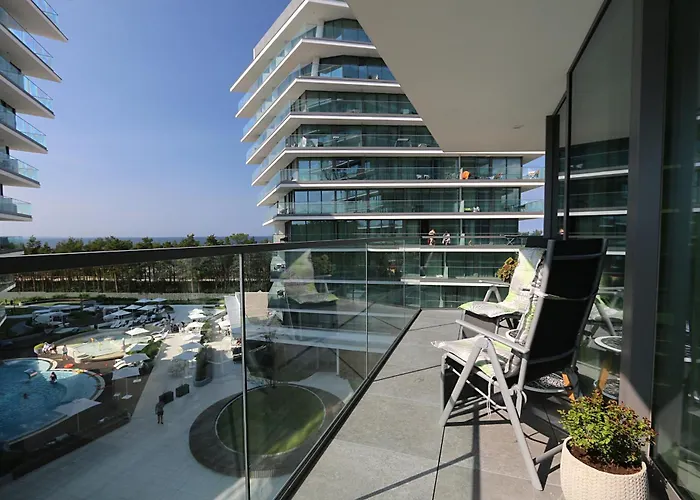 Wave By Baltic Home
