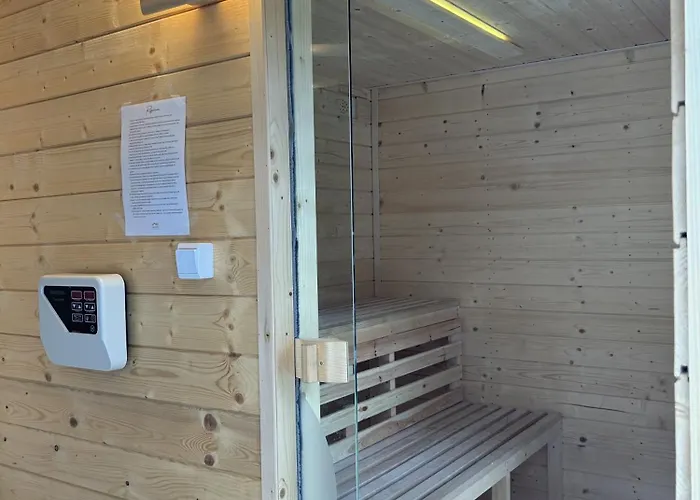 Lux Apart - Apartamenty z jacuzzi i sauną nad Wisłą