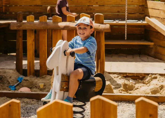 W Dolinie Tylicza SPA&Wellness -gabinet masażu, saunarium-plac zabaw, rowery elektryczne, animacje dla dzieci