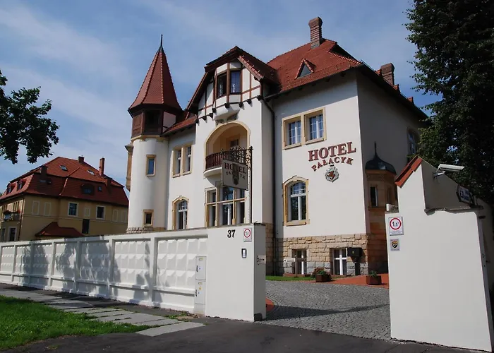 Hotel Pałacyk