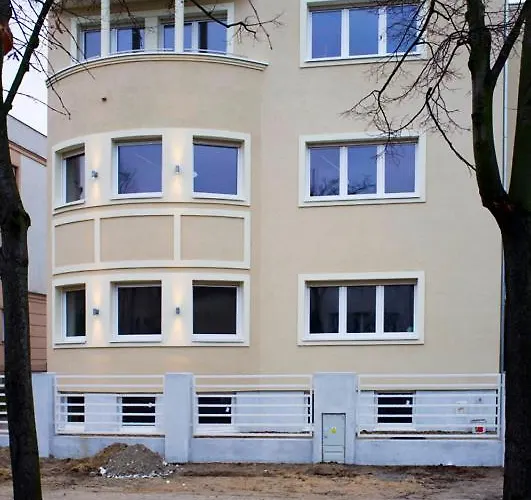 Willa Na Nehringa Poznań, Polska