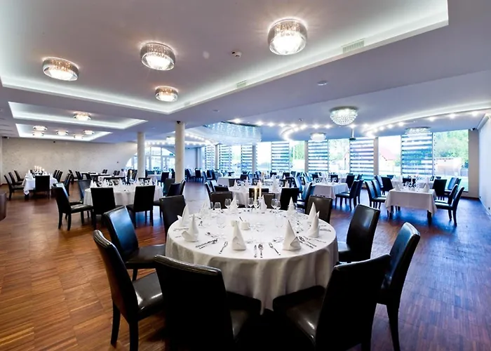 Hotel Symfonia Osjaków