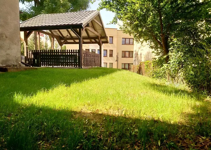 Noclegi Podzamcze Pttk