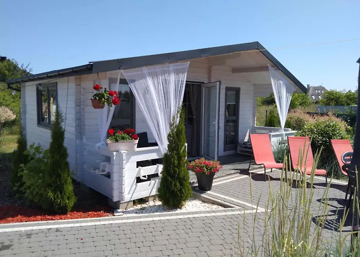 LA MER USTKA Z Własnymi Ogródkami- Balia Z Jacuzzi, sauna, rowery