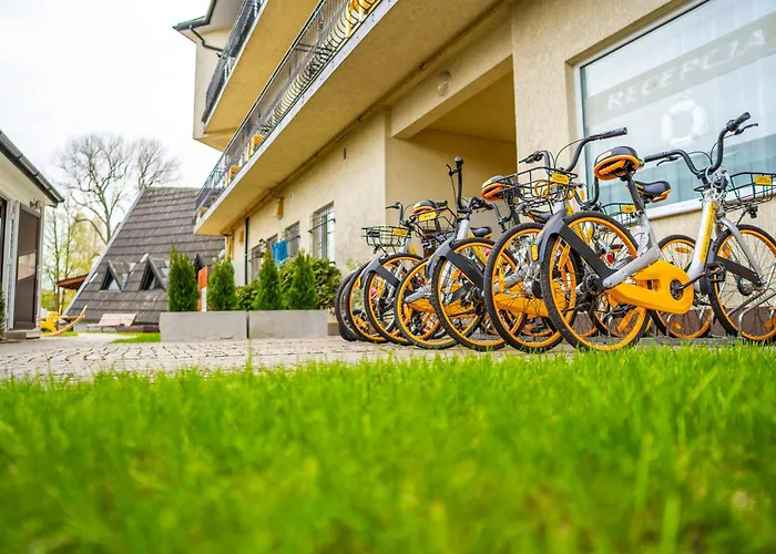 MAX Apartamenty - Pokoje - Domki - Restauracja - Basen