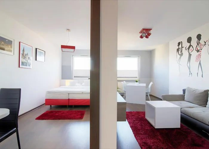 Apartments In - Bandurskiego