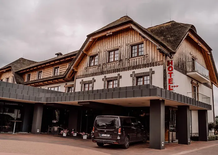 Hotel Pajero Horbów, Polska