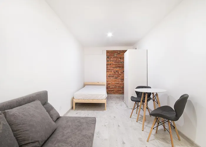 Revolution Aparts - Centrum Lodzi