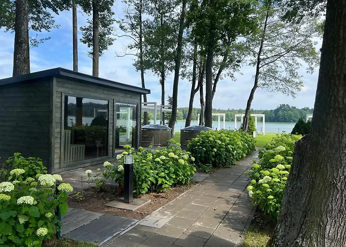 Oficerski Yacht Club Pacyfic
