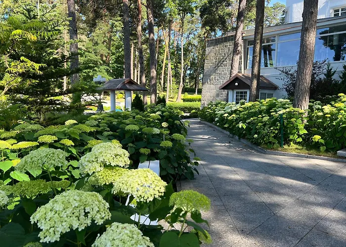 Oficerski Yacht Club Pacyfic